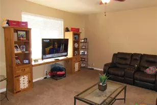 2147 Brinkley Dr, New Braunfels, TX 78130 - Photo 6