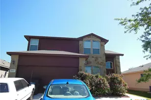 2147 Brinkley Dr, New Braunfels, TX 78130 - Photo 2
