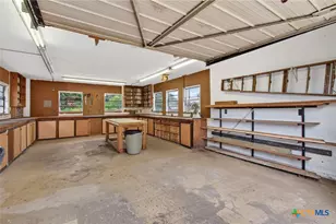 325 Booth Dr, San Marcos, TX 78666 - Photo 22
