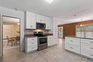 325 Booth Dr, San Marcos, TX 78666 - Photo 8