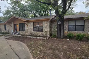 603 River Oaks Dr, Gatesville, TX 76528 - Photo 2
