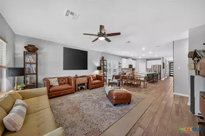 1237 Ella Crossing, New Braunfels, TX 78130 - Photo 8