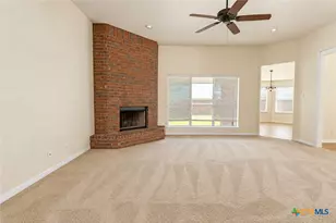 3104 Hydrangea Ave, Killeen, TX 76549 - Photo 4
