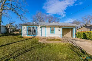 719 Mary Jane St, Belton, TX 76513 - Photo 1