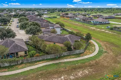 117 San Polo Court, Victoria, TX 77904 - Photo 12