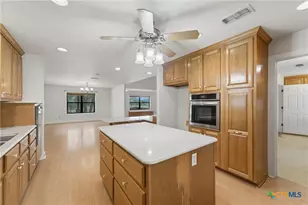 6589 State Hwy 304, Harwood, TX 78632 - Photo 12