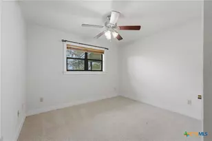 6589 State Hwy 304, Harwood, TX 78632 - Photo 22