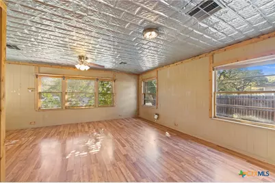 407 S 4th, Ganado, TX 77962 - Photo 4