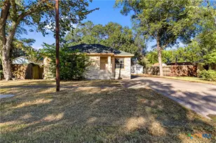 407 S 4th, Ganado, TX 77962 - Photo 2