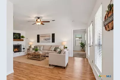 963 Seminole Drive, New Braunfels, TX 78130 - Photo 2