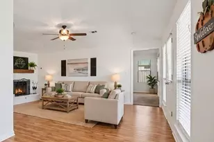 963 Seminole Dr, New Braunfels, TX 78130 - Photo 8
