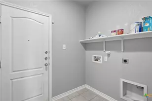 567 Pebble Bend, New Braunfels, TX 78130 - Photo 24