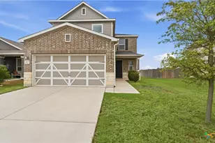 567 Pebble Bend, New Braunfels, TX 78130 - Photo 2