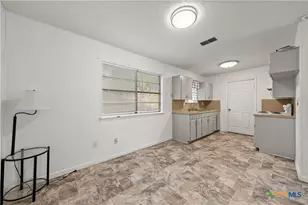 914 Randa St, Copperas Cove, TX 76522 - Photo 4