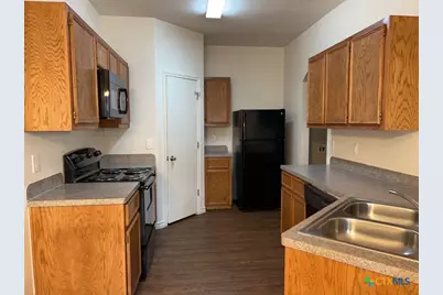 1500 Justin Loop, Killeen, TX 76543 - Photo 4