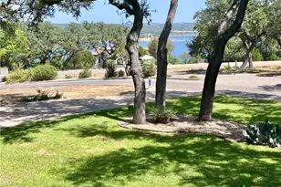 500 Kings Point Dr, Canyon Lake, TX 78133 - Photo 4