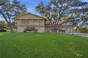 500 Kings Point Dr, Canyon Lake, TX 78133 - Photo 2
