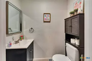 1518 Bonham Dr, Victoria, TX 77901 - Photo 14