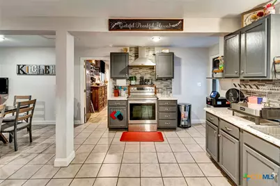 1518 Bonham Dr., Victoria, TX 77901 - Photo 4