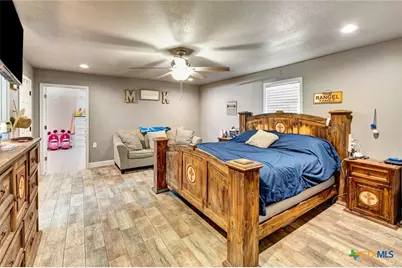 1518 Bonham Dr., Victoria, TX 77901 - Photo 12