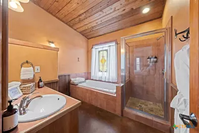 406 Cross Mountain Drive, Fredericksburg, TX 78624 - Photo 26