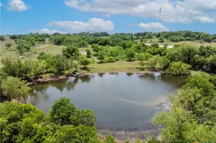 2901 S Main St, Taylor, TX 76574 - Photo 24