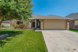 2105 Briar Hollow Dr, Temple, TX 76502 - Photo 1