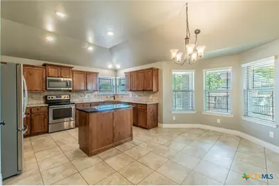 2105 Briar Hollow Drive, Temple, TX 76502 - Photo 8