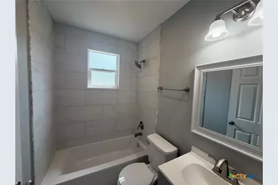 2201 E Colorado Street, Victoria, TX 77901 - Photo 6