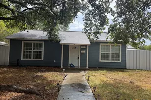 2201 E Colorado St, Victoria, TX 77901 - Photo 1