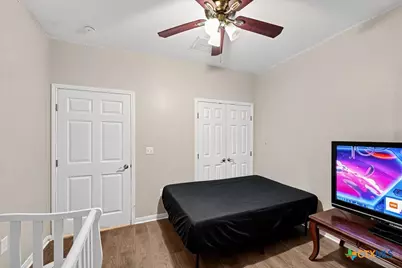 820 S Benavides Street, Port Lavaca, TX 77979 - Photo 26