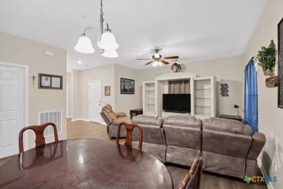 820 S Benavides Street, Port Lavaca, TX 77979 - Photo 10