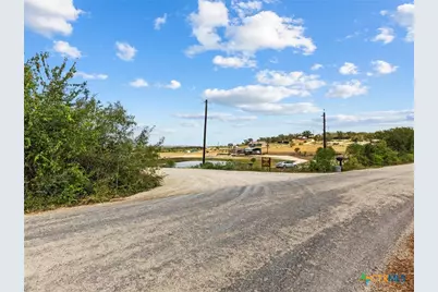 1620 Dietert Road, Seguin, TX 78155 - Photo 8