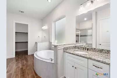 530 Carriage House, Spring Branch, TX 78070 - Photo 18