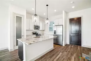 289 Star Grass, Spring Branch, TX 78070 - Photo 10