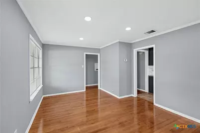 1503 Bexar Avenue, Victoria, TX 77901 - Photo 4
