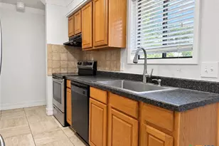 720 Whitewing St, Victoria, TX 77905 - Photo 6