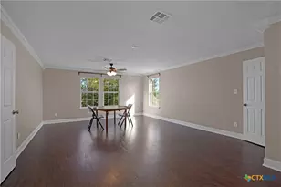 203 Bella Vista Cir, Kyle, TX 78640 - Photo 32