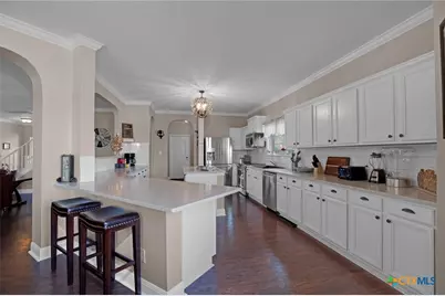 203 Bella Vista Circle, Kyle, TX 78640 - Photo 14