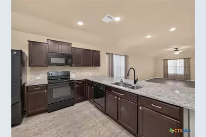 2941 Field View, New Braunfels, TX 78130 - Photo 10