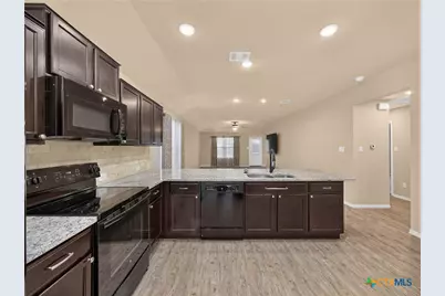 2941 Field View, New Braunfels, TX 78130 - Photo 12