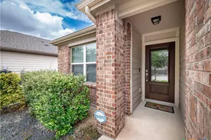 2941 Field Vw, New Braunfels, TX 78130 - Photo 2