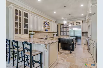 914 Moonlight Drive, Canyon Lake, TX 78133 - Photo 8