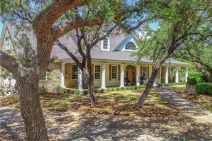 914 Moonlight Dr, Canyon Lake, TX 78133 - Photo 1