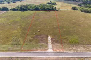 172 Highland Dr, Cameron, TX 76520 - Photo 1