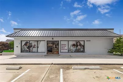6601 N Navarro Street, Victoria, TX 77904 - Photo 1