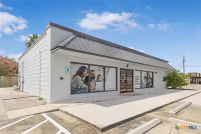 6601 N Navarro Street, Victoria, TX 77904 - Photo 2