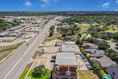 6601 N Navarro Street, Victoria, TX 77904 - Photo 14