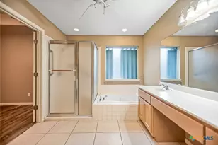 303 Waterstone, Victoria, TX 77901 - Photo 14