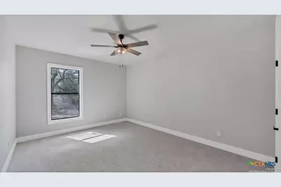 725 Winding View, New Braunfels, TX 78132 - Photo 32